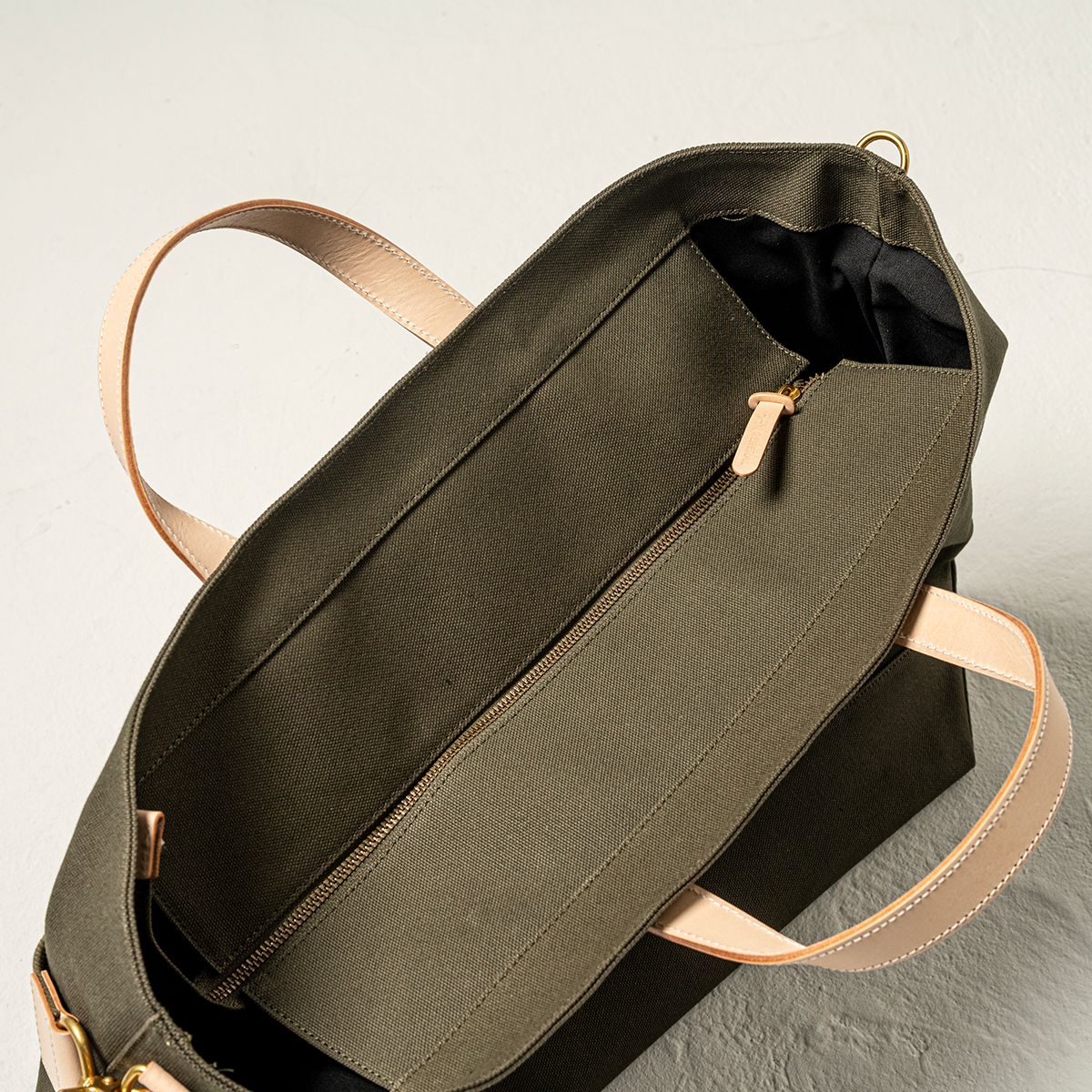 BEN GENERAL スタジアムコミューター2wayトートバッグ カーキ