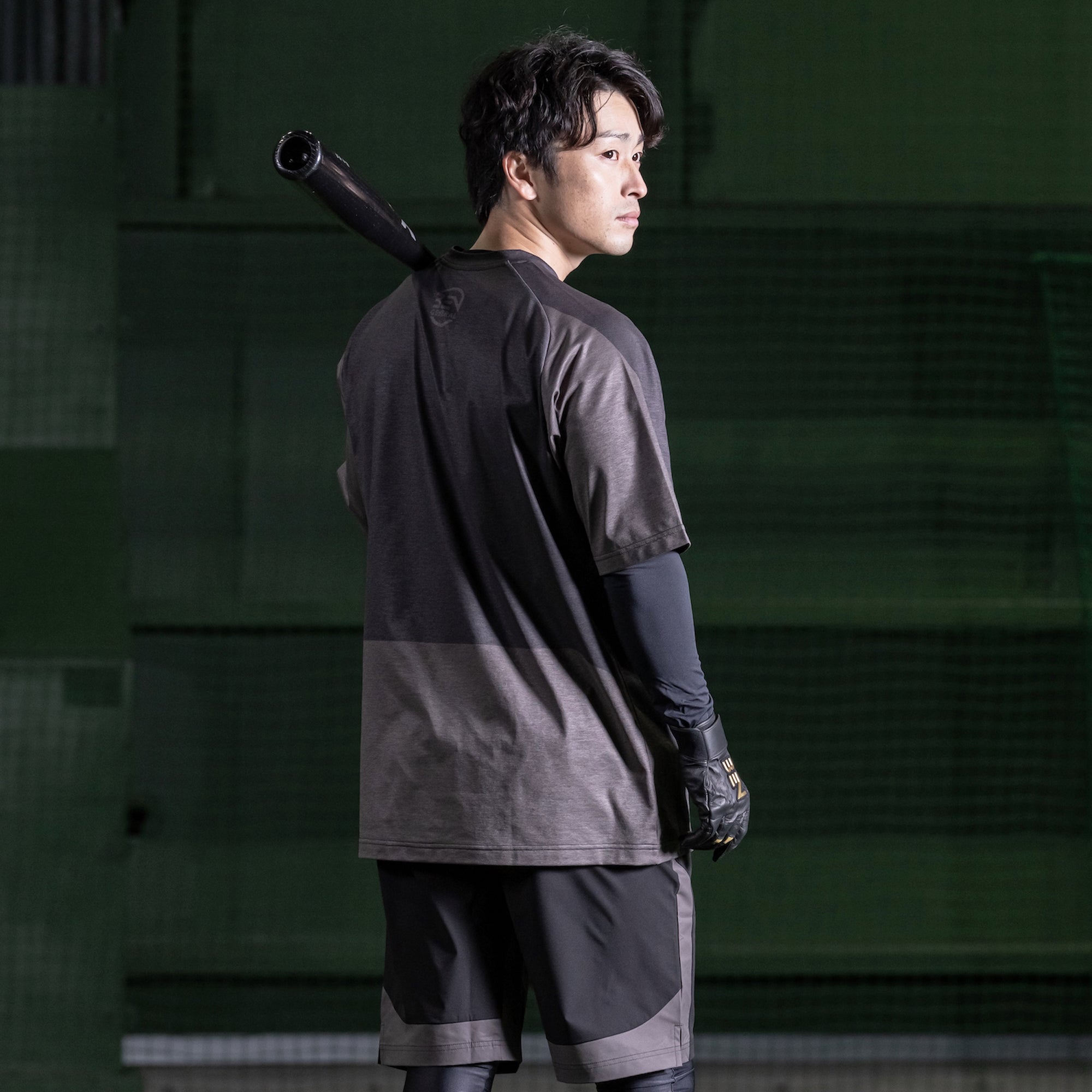 トレーニングTシャツ アイボリー