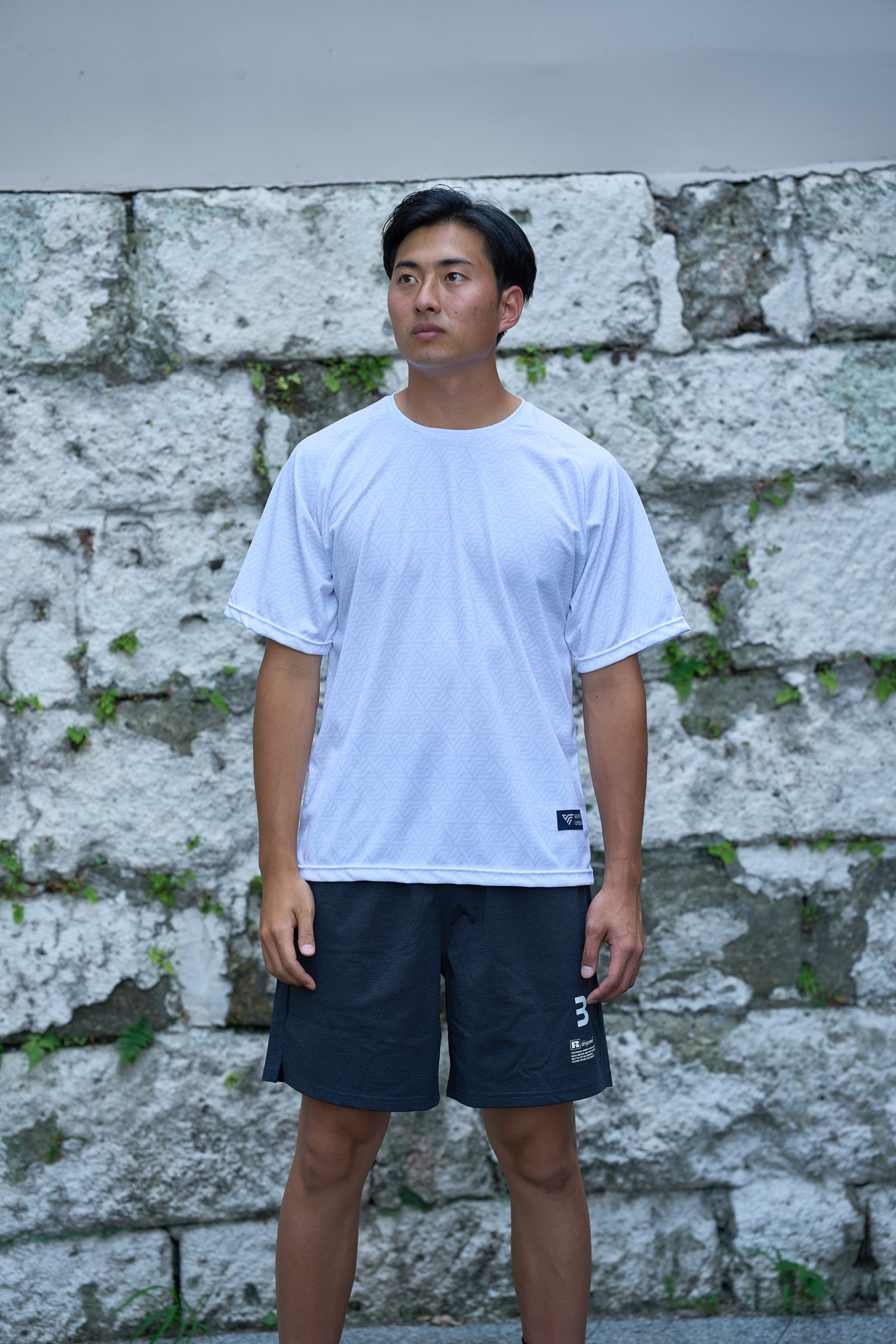 SHUHEI トレーニングTシャツ ホワイト SHUHEI トレーニングTシャツ ホワイト